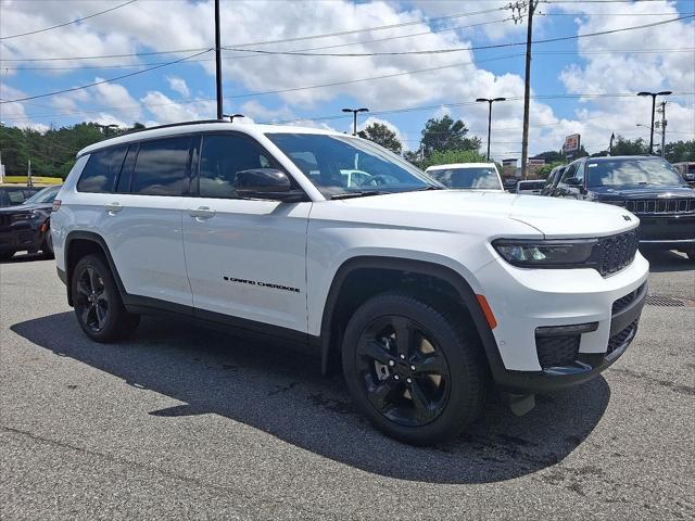2025 Jeep Grand Cherokee GRAND CHEROKEE L LIMITED 4X4