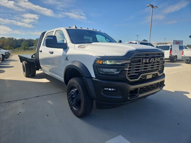 2025 RAM Ram 5500 Chassis Cab RAM 5500 TRADESMAN CHASSIS CREW CAB 4X4 84 CA 2025 RAM Ram 5500 Chassis Cab RAM 5500 TRADESMAN CHASSIS CREW CAB 4X4 84 CA