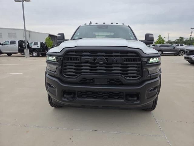2025 RAM Ram 5500 Chassis Cab RAM 5500 TRADESMAN CHASSIS CREW CAB 4X4 84 CA