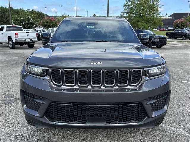 2025 Jeep Grand Cherokee GRAND CHEROKEE LAREDO X 4X2