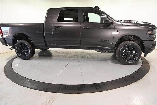 2025 RAM Ram 2500 RAM 2500 LARAMIE MEGA CAB 4X4 64 BOX