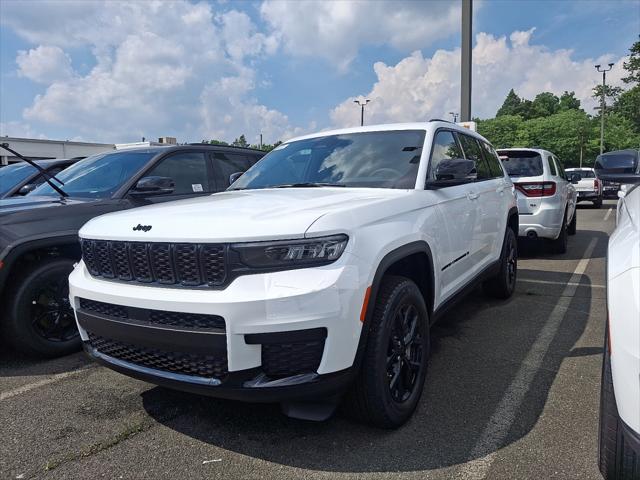 2025 Jeep Grand Cherokee GRAND CHEROKEE L ALTITUDE 4X4