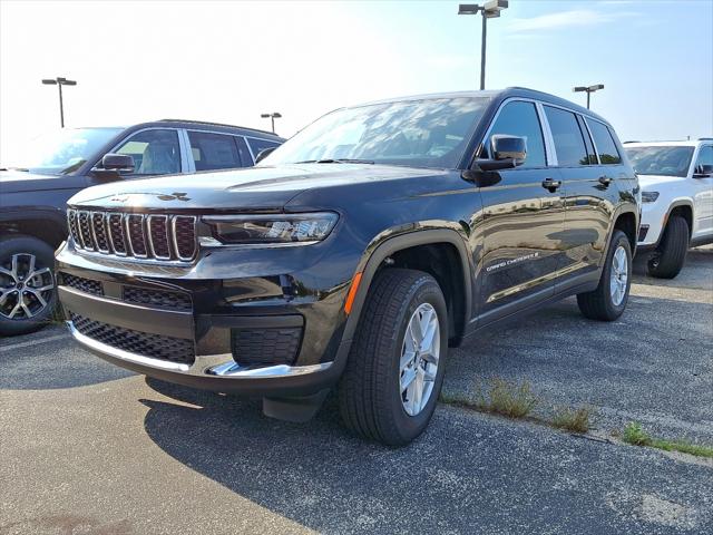 2025 Jeep Grand Cherokee GRAND CHEROKEE L LAREDO X 4X4