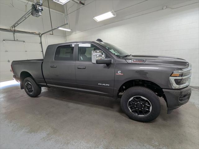 2025 RAM Ram 2500 RAM 2500 LARAMIE MEGA CAB 4X4 64 BOX