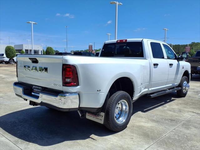 2025 RAM Ram 3500 RAM 3500 TRADESMAN CREW CAB 4X4 8 BOX