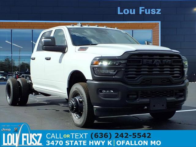 2025 RAM Ram 3500 Chassis Cab RAM 3500 TRADESMAN CREW CAB CHASSIS 4X4 60 CA 2025 RAM Ram 3500 Chassis Cab RAM 3500 TRADESMAN CREW CAB CHASSIS 4X4 60 CA