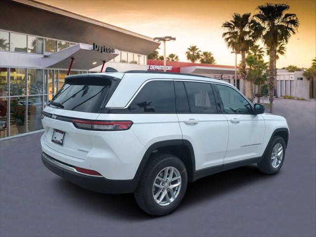 2025 Jeep Grand Cherokee GRAND CHEROKEE LAREDO X 4X2