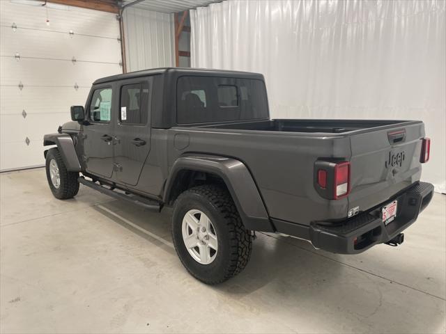 2022 Jeep Gladiator Sport S 4x4