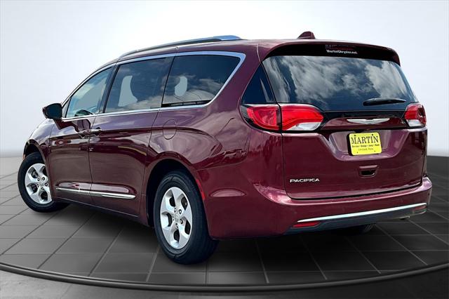 2017 Chrysler Pacifica Touring-L Plus