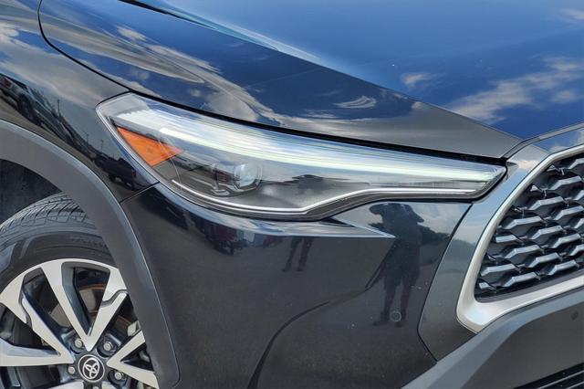 2022 Toyota Corolla Cross XLE