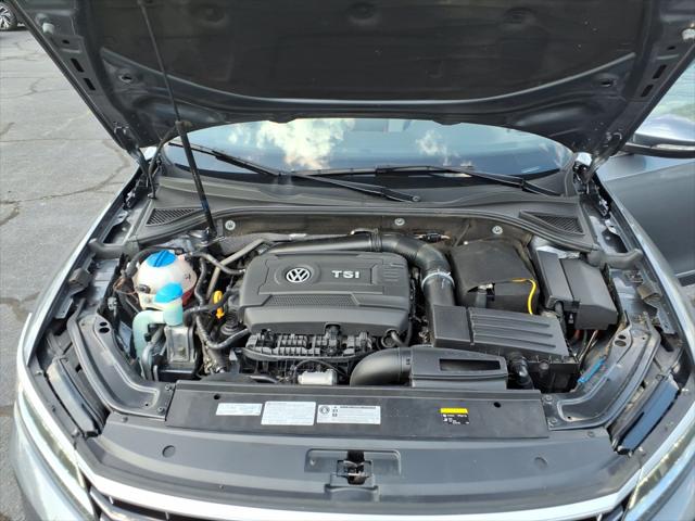2017 Volkswagen Passat 1.8T SE