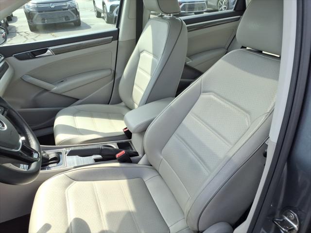 2017 Volkswagen Passat 1.8T SE