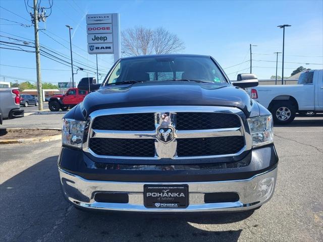2022 RAM 1500 Classic SLT Crew Cab 4x4 57 Box