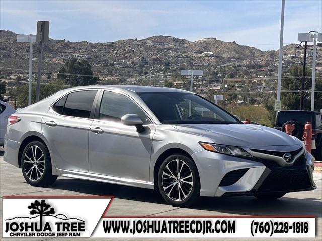 2020 Toyota Camry SE