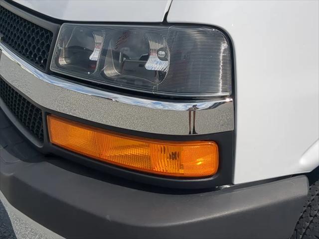 2023 Chevrolet Express Cargo Van RWD 2500 Regular Wheelbase WT