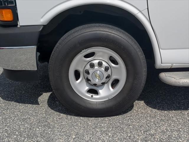 2023 Chevrolet Express Cargo Van RWD 2500 Regular Wheelbase WT
