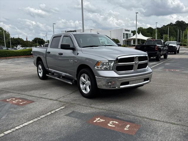 2022 RAM 1500 Classic Tradesman Crew Cab 4x4 57 Box