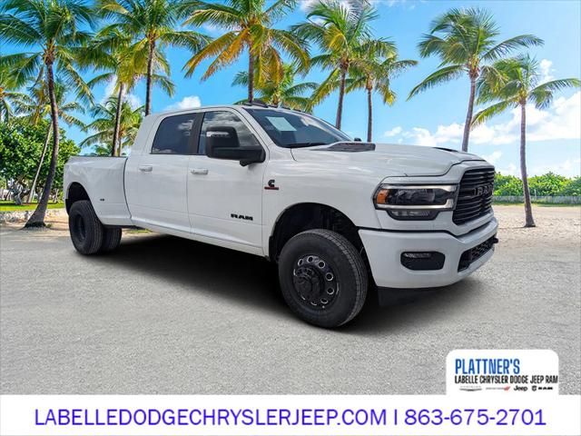2024 RAM Ram 3500 RAM 3500 LARAMIE MEGA CAB 4X4 64 BOX