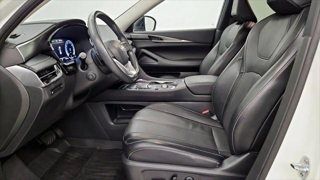 2023 INFINITI QX60 LUXE AWD