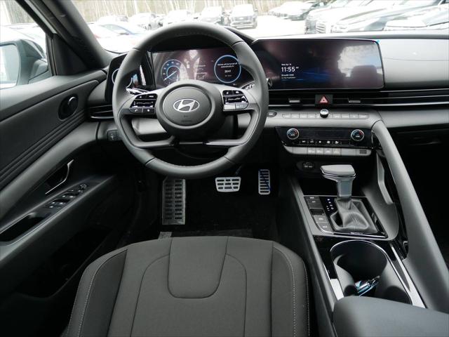 2025 Hyundai Elantra Hybrid SEL Sport