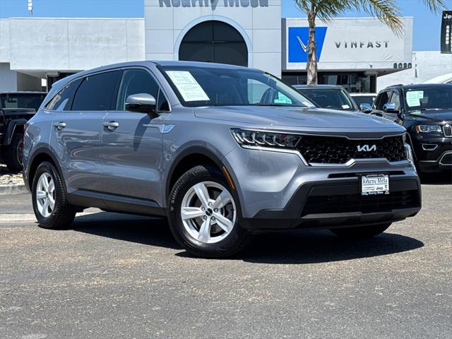 2023 Kia Sorento LX