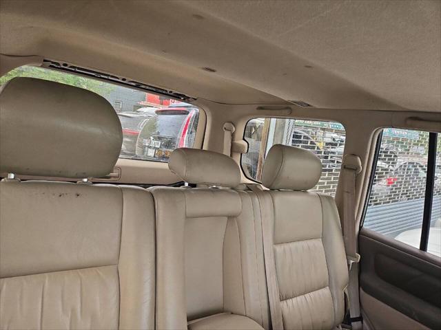 2000 Toyota Land Cruiser Base