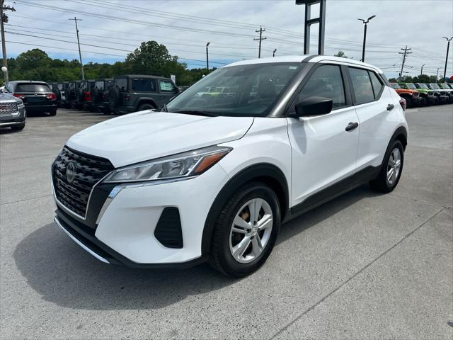 2022 Nissan Kicks S Xtronic CVT