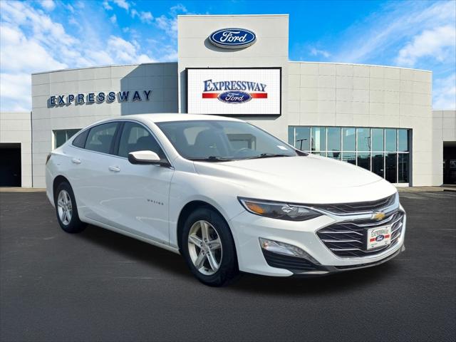 2022 Chevrolet Malibu FWD LT