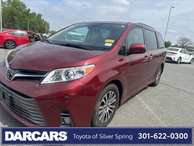 2018 Toyota Sienna XLE Premium 8 Passenger