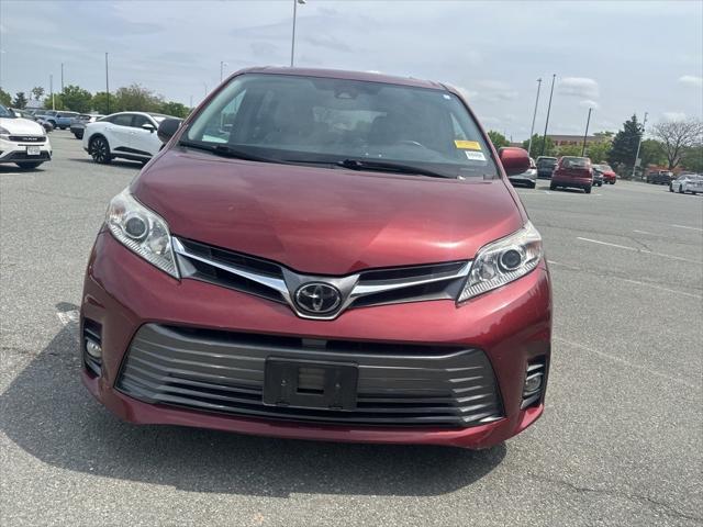 2018 Toyota Sienna XLE Premium 8 Passenger