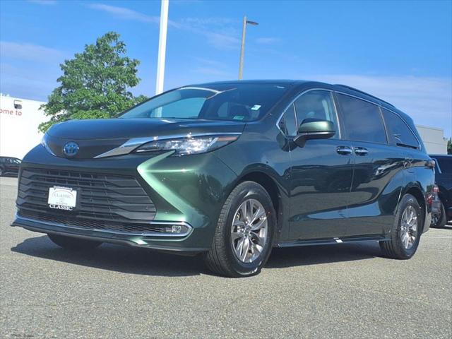 2023 Toyota Sienna XLE