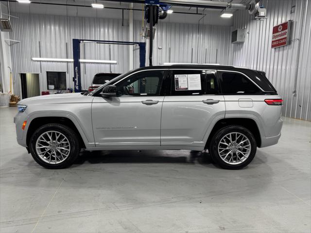 2023 Jeep Grand Cherokee Summit 4x4