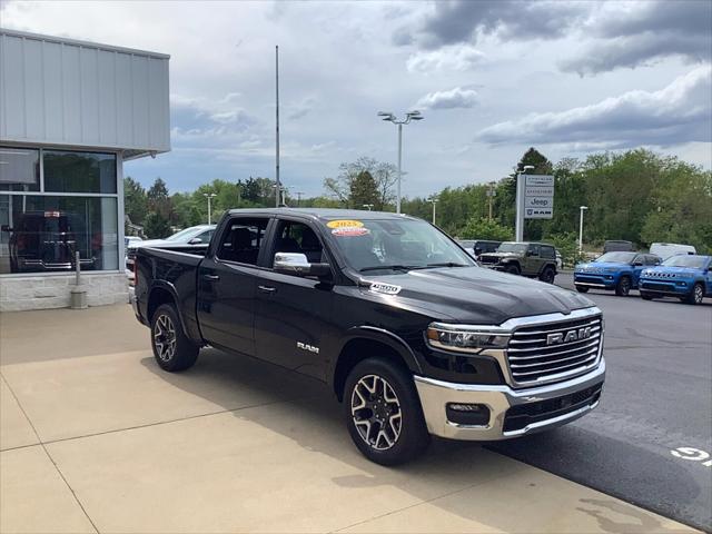 2025 RAM 1500 Laramie Crew Cab 4x4 57 Box
