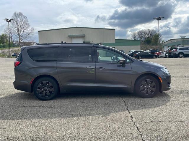 2020 Chrysler Pacifica Hybrid Red S Edition