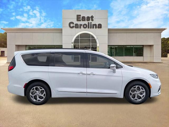 2022 Chrysler Pacifica Limited AWD