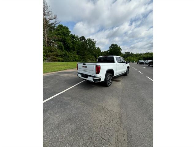 2023 GMC Sierra 1500 4WD Crew Cab Short Box AT4