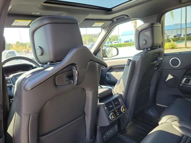 2025 Land Rover Discovery P300 S