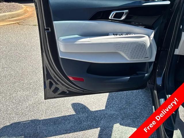 2025 Kia Carnival MPV SX Prestige
