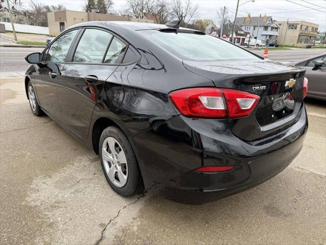 2017 Chevrolet Cruze LS Auto