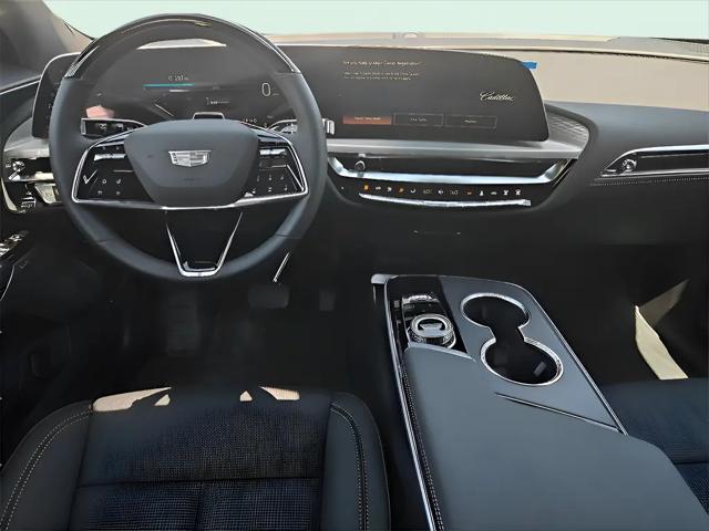 2025 Cadillac iQ Sport w/1SJ