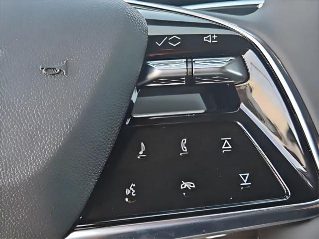 2025 Cadillac iQ Sport w/1SJ