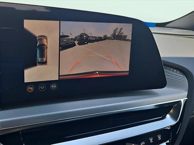 2025 Cadillac iQ Sport w/1SJ