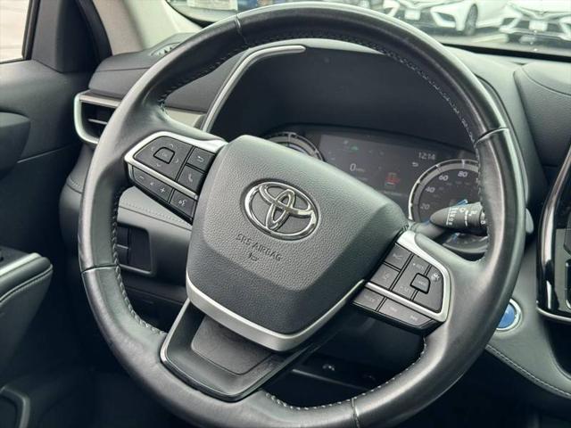 2022 Toyota Highlander Hybrid XLE