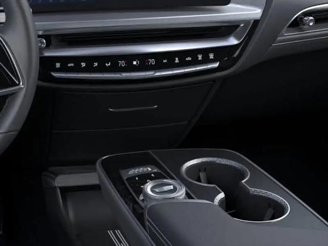 2025 Cadillac iQ Sport w/1SJ