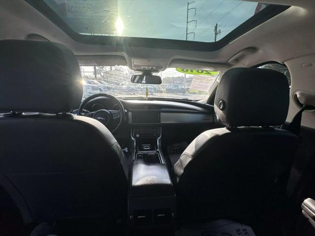 2016 Jaguar XF 35t Premium