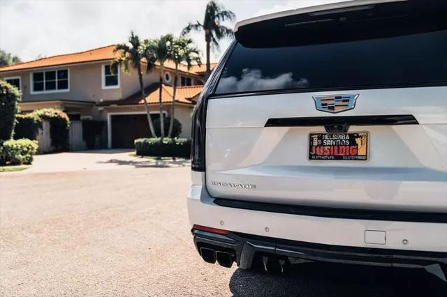 2025 Cadillac Escalade ESV V-Series