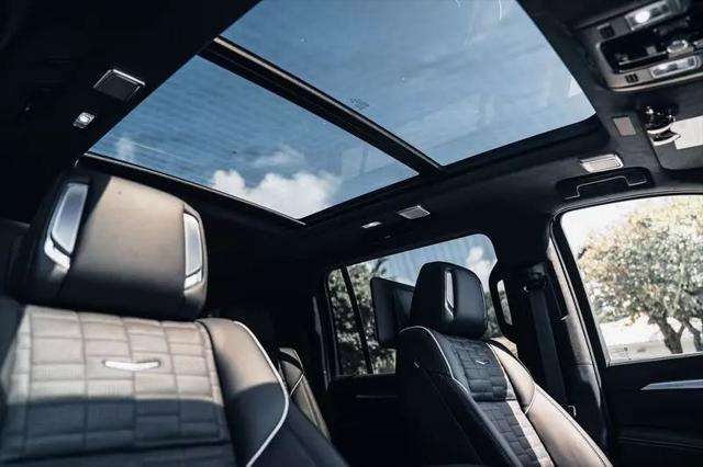 2025 Cadillac Escalade ESV V-Series