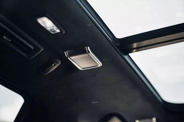 2025 Cadillac Escalade ESV V-Series