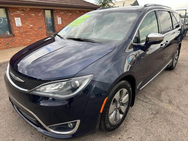 2017 Chrysler Pacifica Hybrid Platinum for sale in Englewood, CO