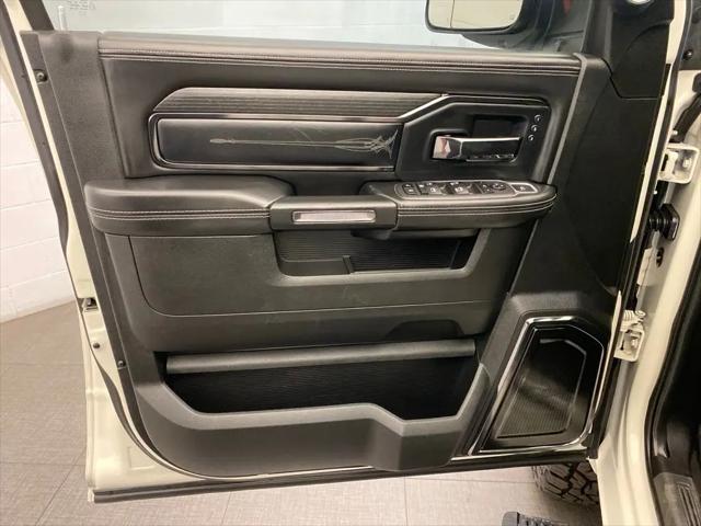 2022 Ram 3500 Limited Mega Cab 4x4 64 Box